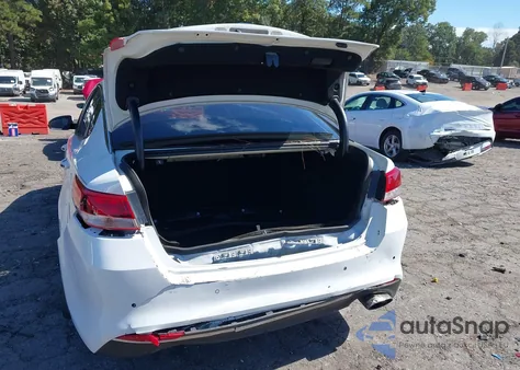 2018 Kia Optima Lx z USA, uszkodzony, nr VIN KNAGT4L33J5214663